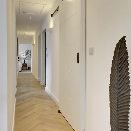 Kist Accommodates Presents - Hygge House, Parking, Ev Point Tatil Evi Ripon