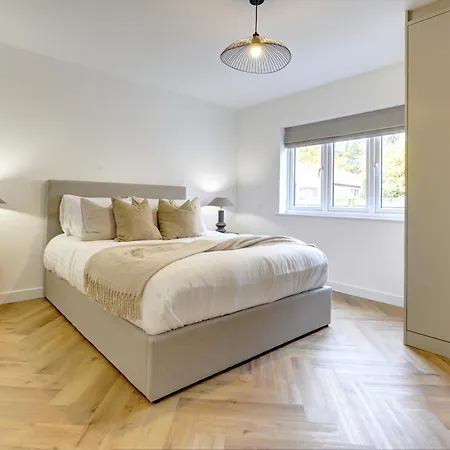 Kist Accommodates Presents - Hygge House, Parking, Ev Point Holiday home Ripon