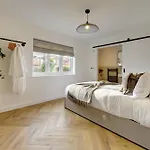 Hébergement de vacances Kist Accommodates Presents - Hygge House, Parking, Ev Point *