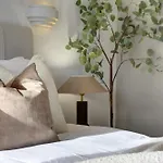 Kist Accommodates Presents - Hygge House, Parking, Ev Point Hébergement de vacances *